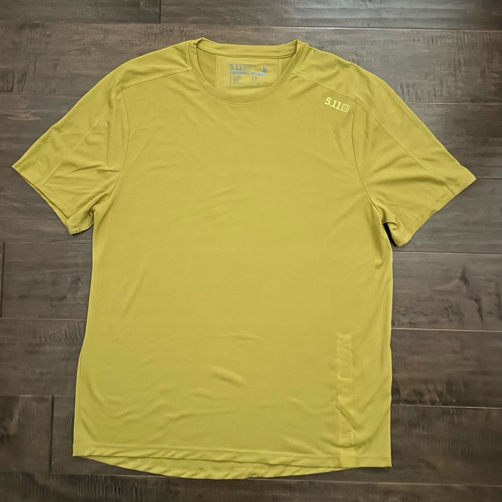 NWOT 5.11 Tactical Men's Green Short Sleeve Tee